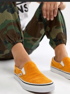 Vans Yellow Corduroy Classic Slip-On Trainers Size 9.5